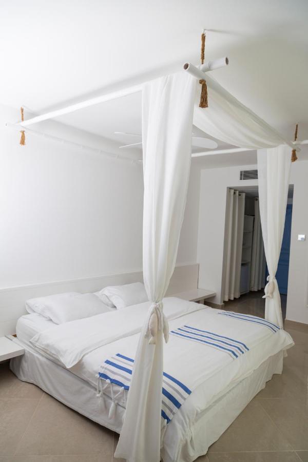 Port Alacati Hotel Zewnętrze zdjęcie
