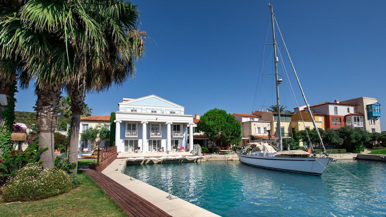 Port Alacati Hotel Zewnętrze zdjęcie