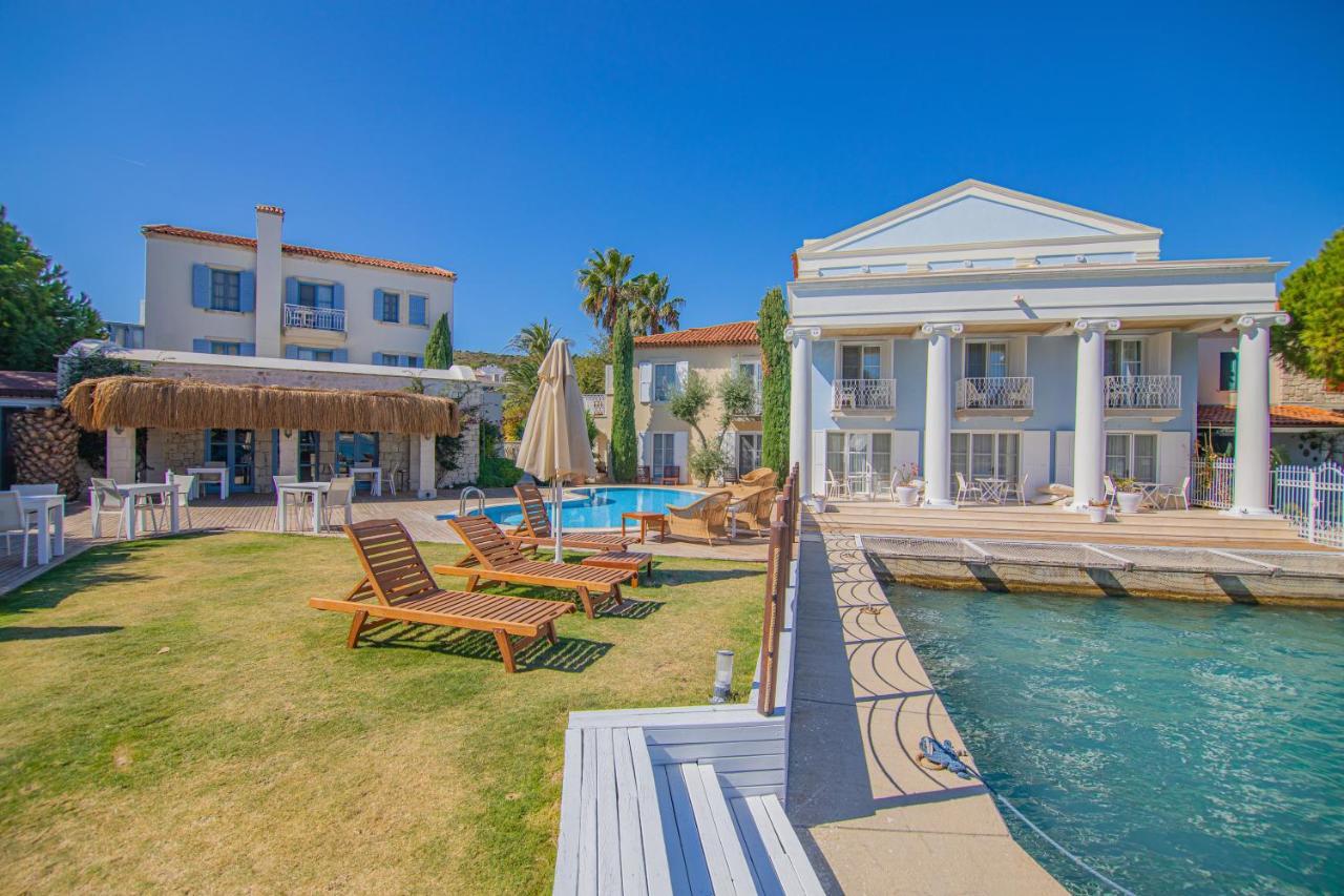 Port Alacati Hotel Zewnętrze zdjęcie