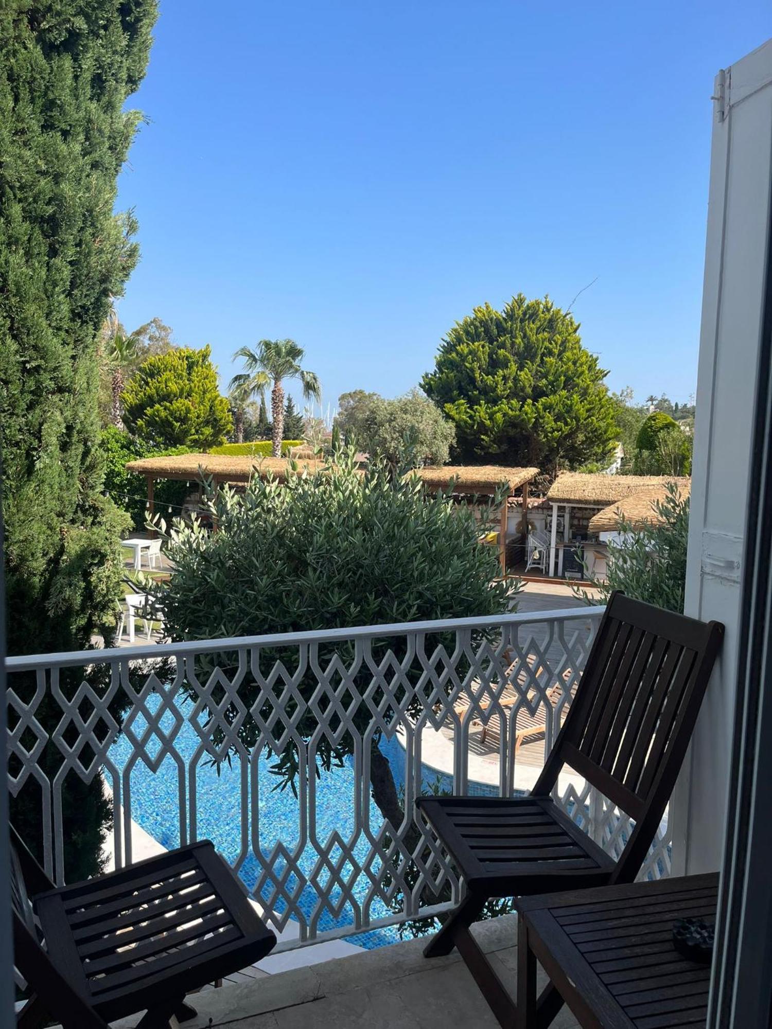 Port Alacati Hotel Zewnętrze zdjęcie