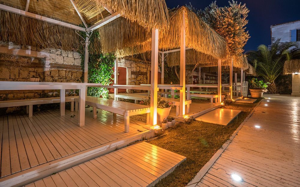Port Alacati Hotel Zewnętrze zdjęcie