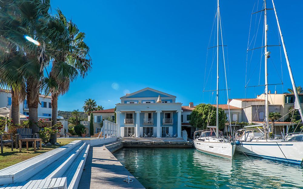 Port Alacati Hotel Zewnętrze zdjęcie